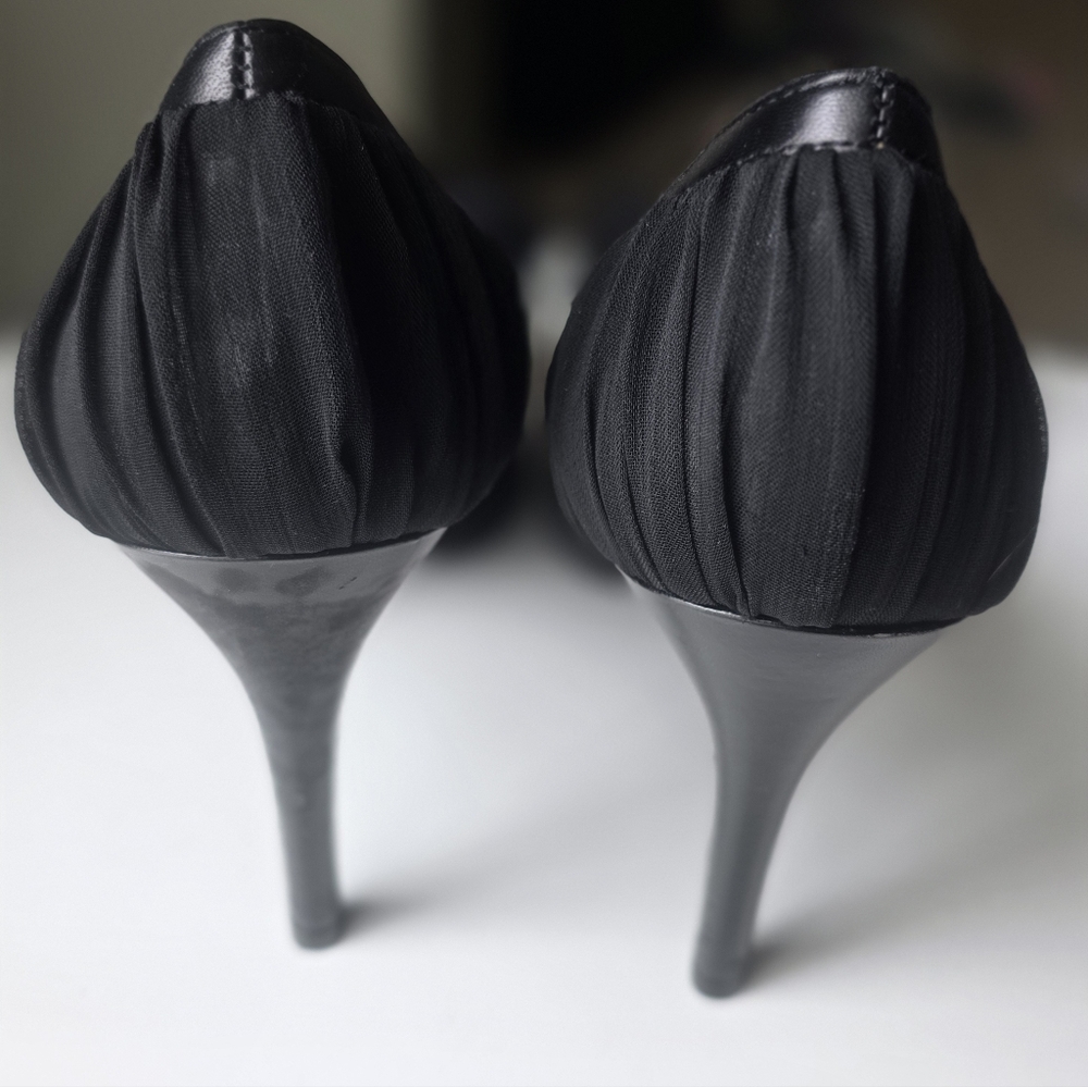 Womens heels - Picture 3 of 4